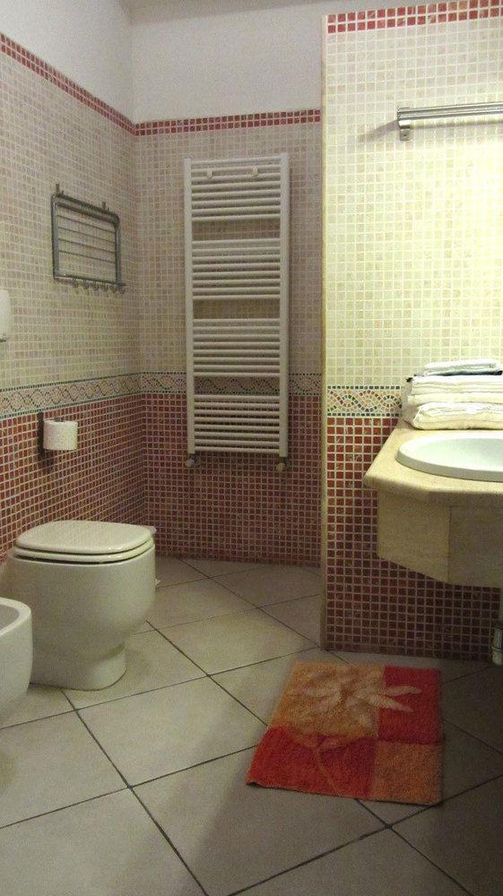 Excelsior Apartment *